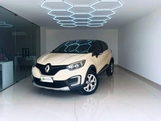RENAULT CAPTUR 1.6 16V SCE FLEX ZEN X-TRONIC RENAULT CAPTUR 1.6 16V SCE FLEX ZEN X-TRONIC